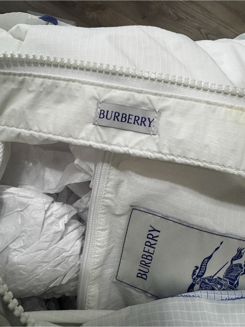 Burberry Medium EKD Nylon Duffle Bag - Picture 4 of 6